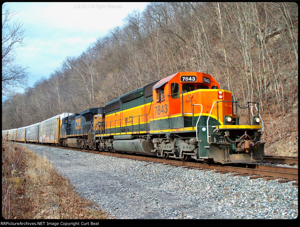 HLCX 7843 and CSX 7929 